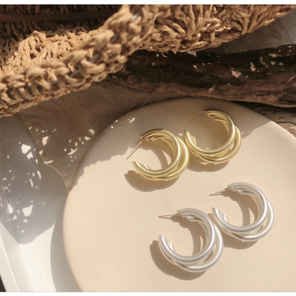Myth X Dream Jewelry - 💕Last one Matte Finish Hoop Earrings